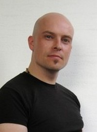 Адам Нэвилл